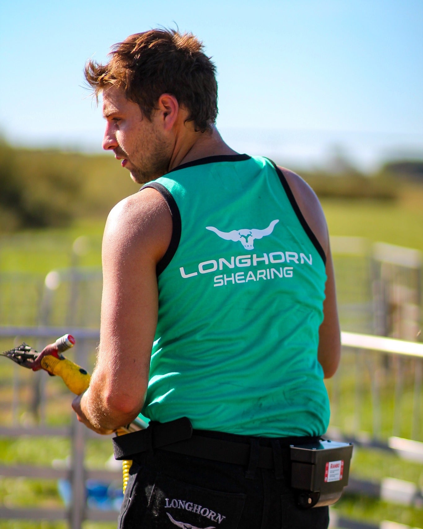 Longhorn Shearing Long Tail Singlet - Cotswold