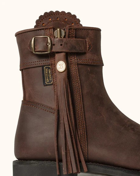 The Spanish Boot Co. Cascada Ankle Waterproof Boot Tread Sole in Brown